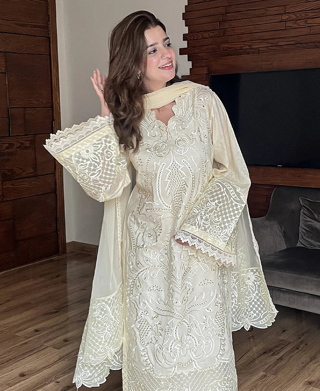 3 pcs Lawn Cotton Embroidered Dress