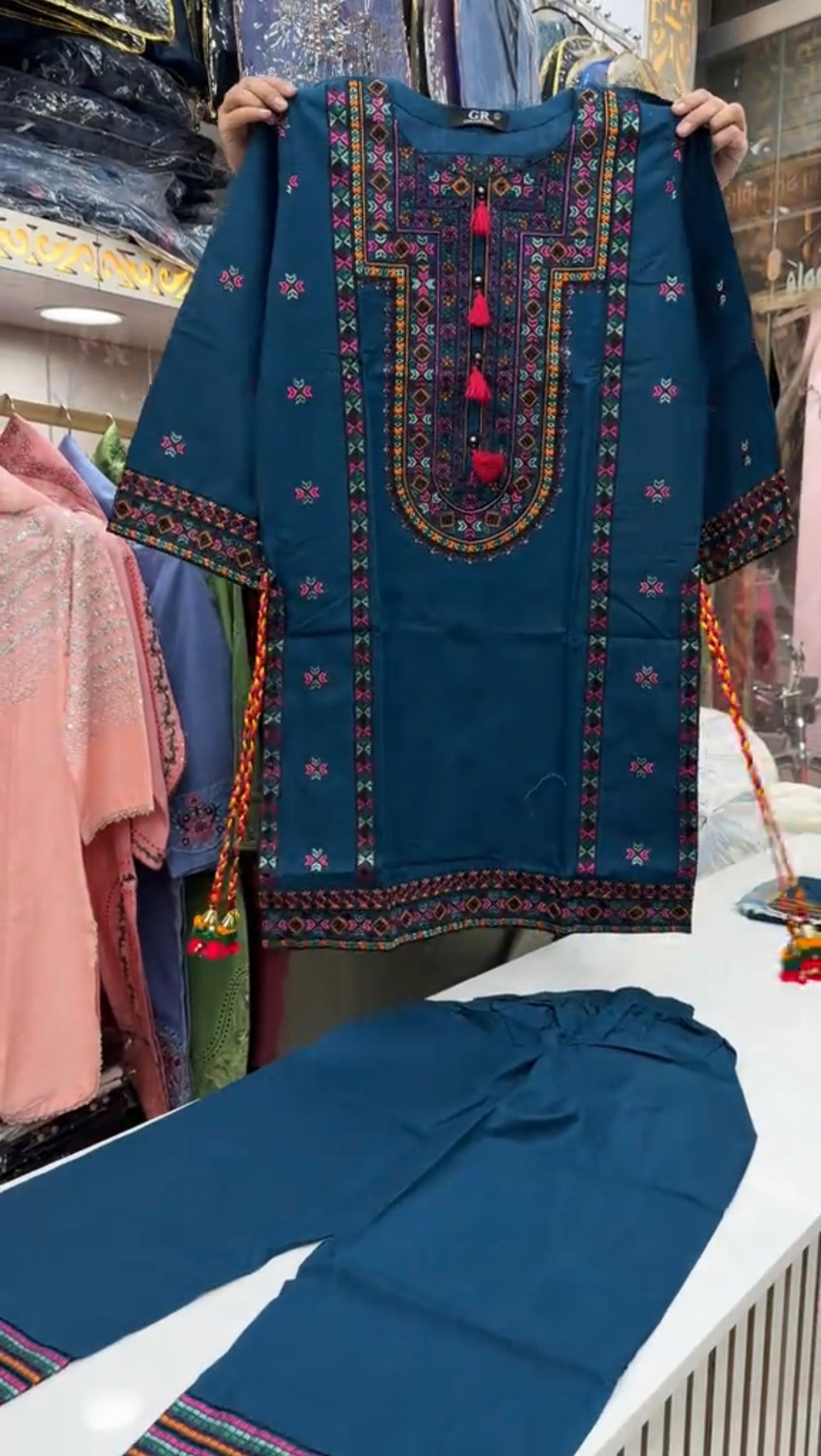 Dhanak traditional Embroidered 3Pcs Stitched Article