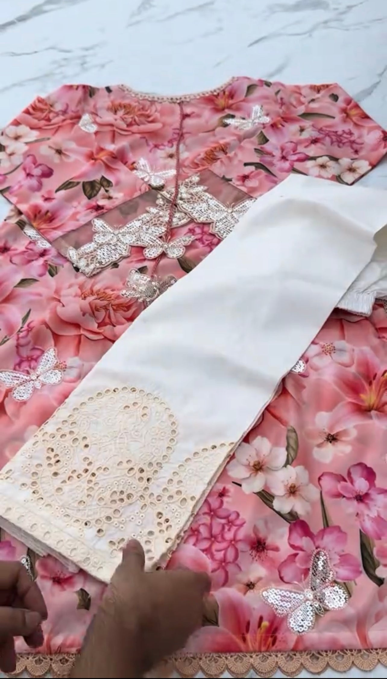 Dhanak Floral Embridered 3 Piece