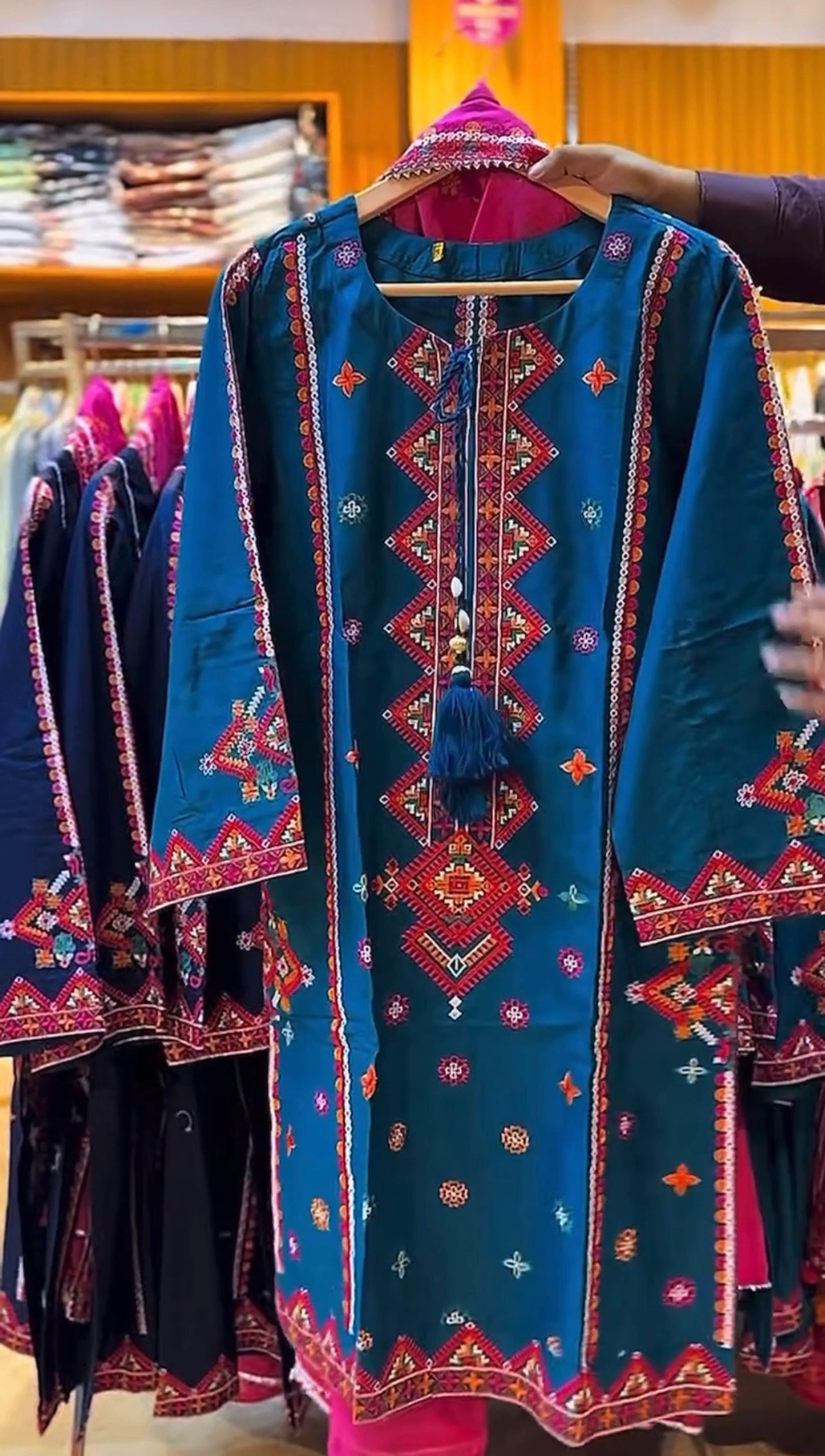 3 Piece - Traditional Lawn Dress