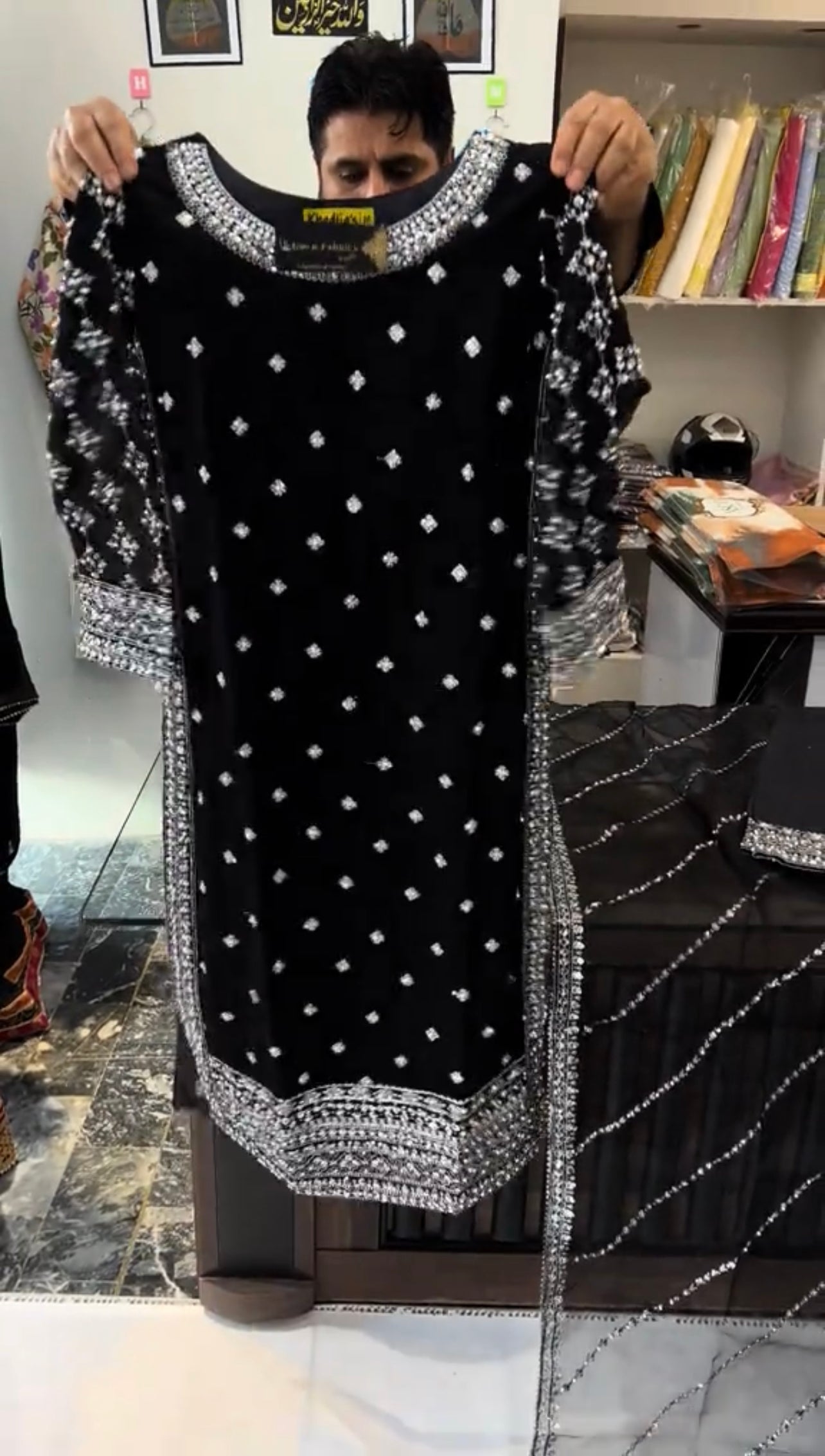 Black Eid 3Pcs Embroidered Dress